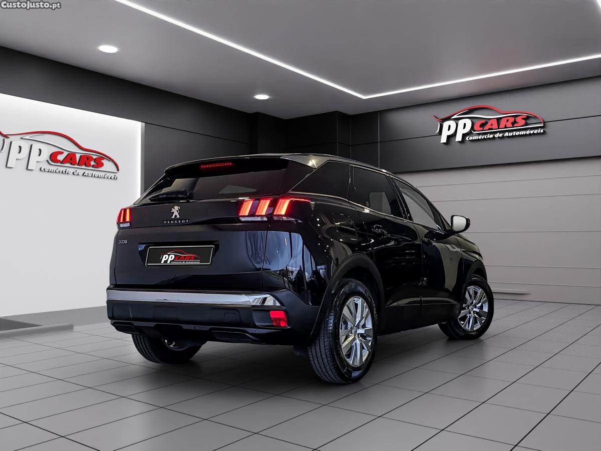 Peugeot 3008 1.5 BlueHDi Allure E — fotografia 17