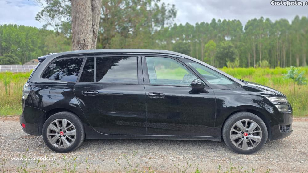Citroën C4 Grand Picasso 1.6 e-HDi Exclusive — fotografia 10