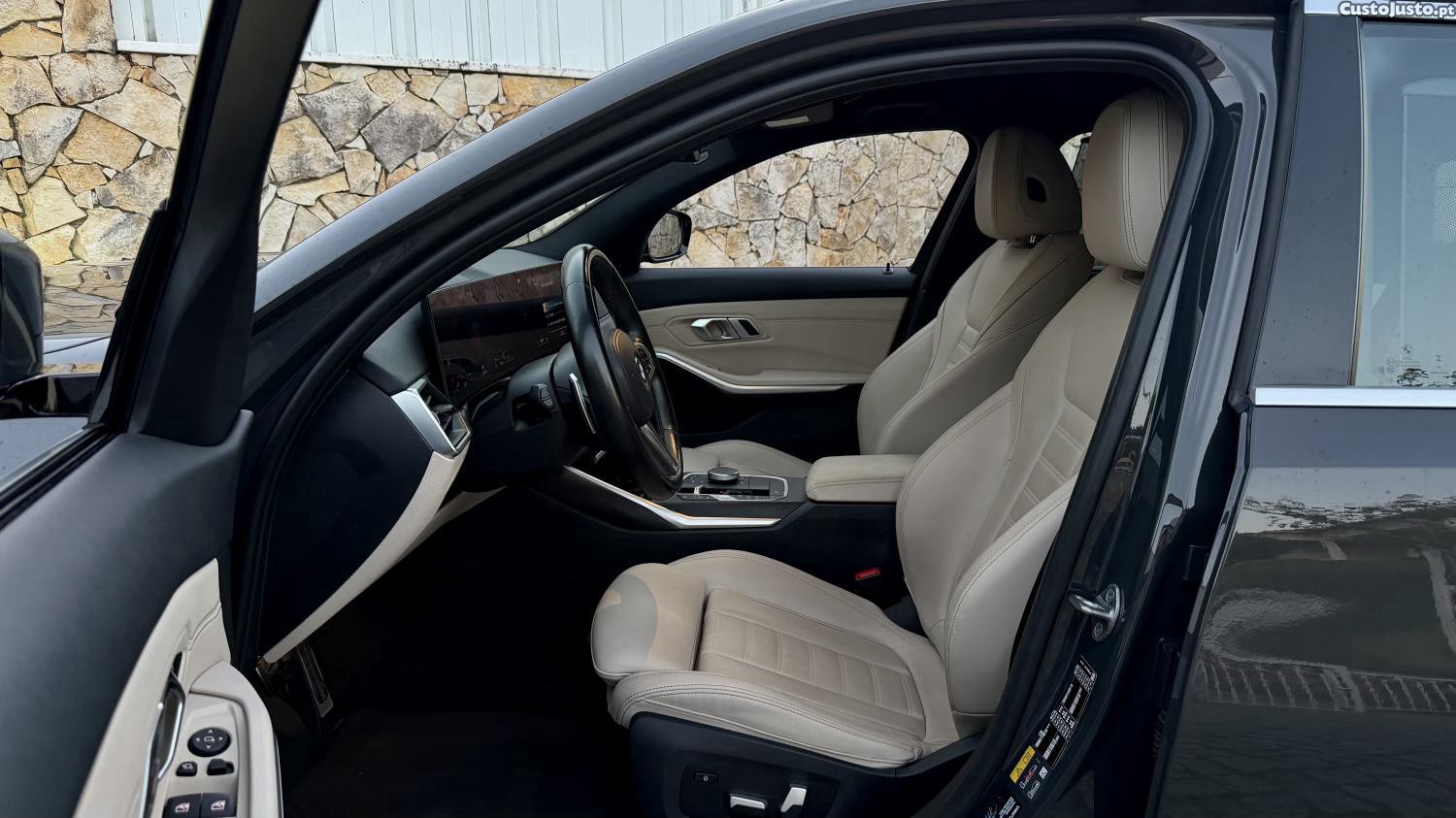 BMW 330 e Pack Desportivo M - 22 foto 4