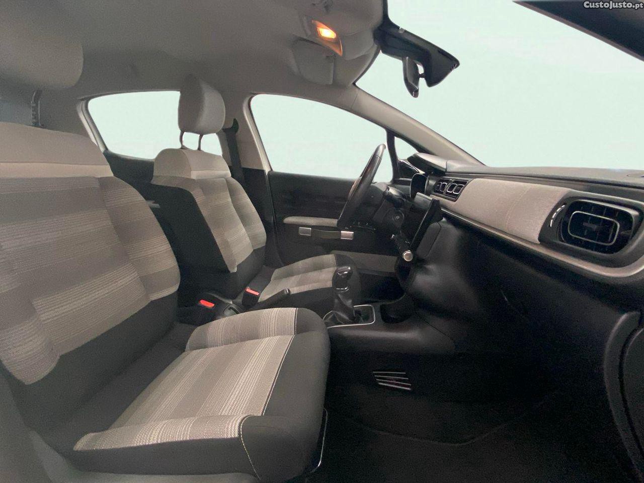 Citroën C3 1.2 PureTech Max — fotografia 7