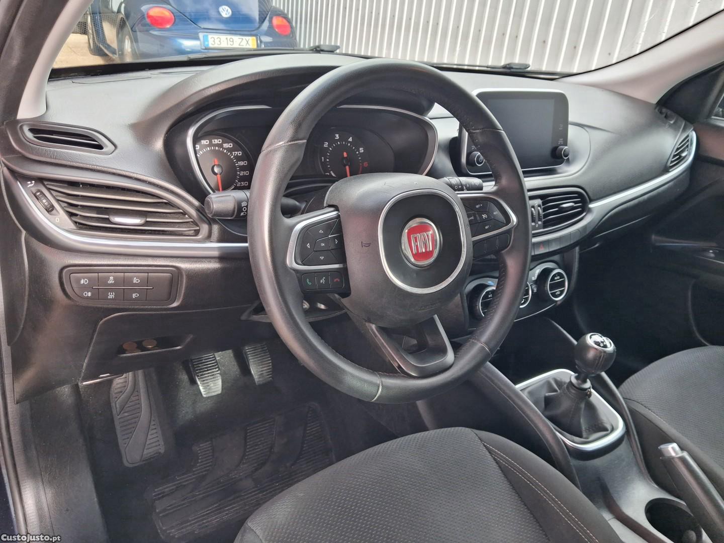 Fiat Tipo 1.4 Lounge — fotografia 9