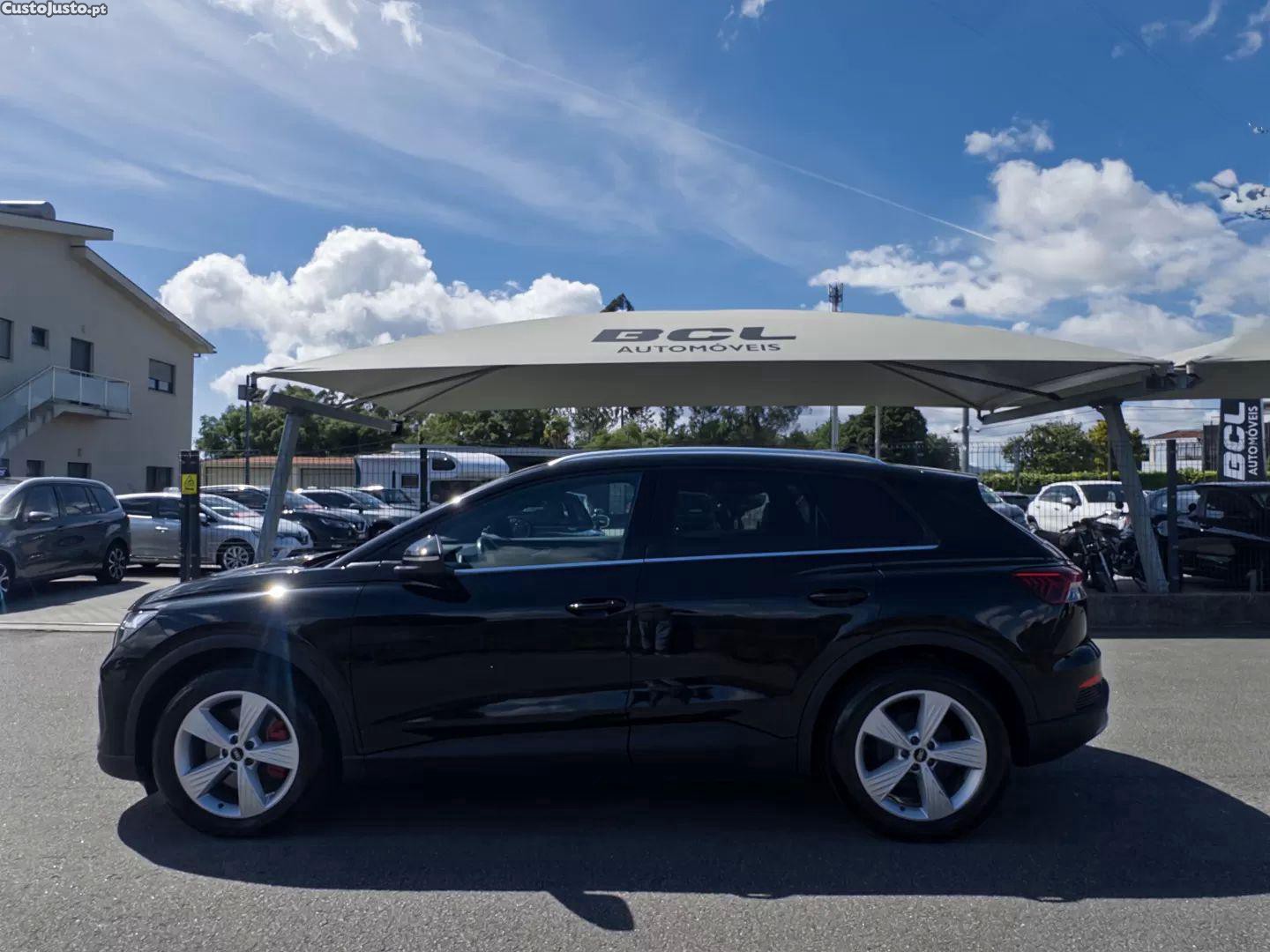 Audi Q4 40 - 22 — photo 4