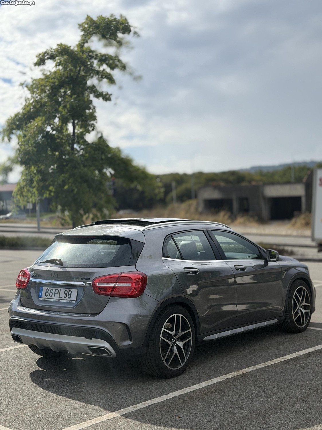 Mercedes-Benz GLA 45 AMG 361cv 4-Matic — fotografia 3