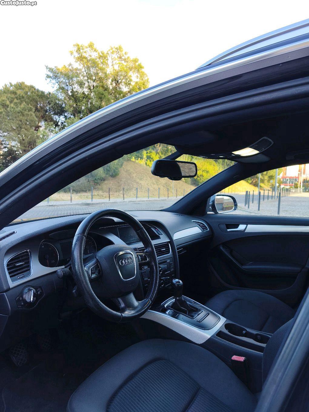 Audi A4 2.0 TDI — fotografia 2