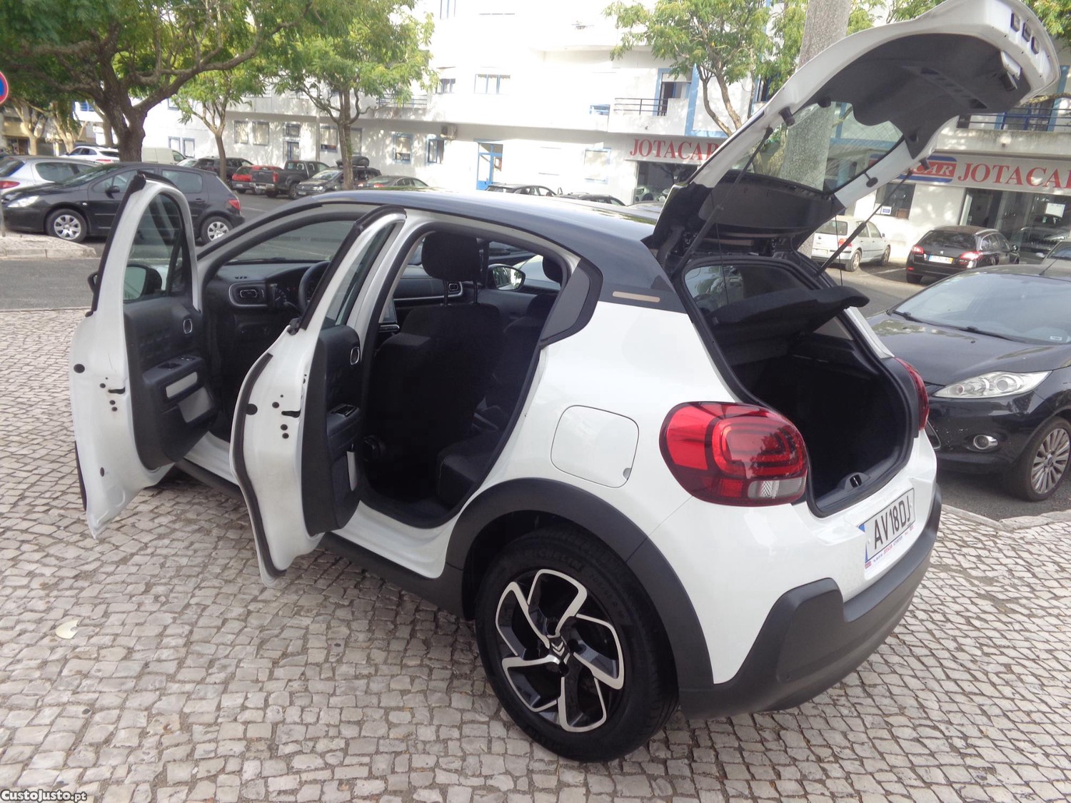 Citroën C3 1.2 PureTech 5 portas — fotografia 5