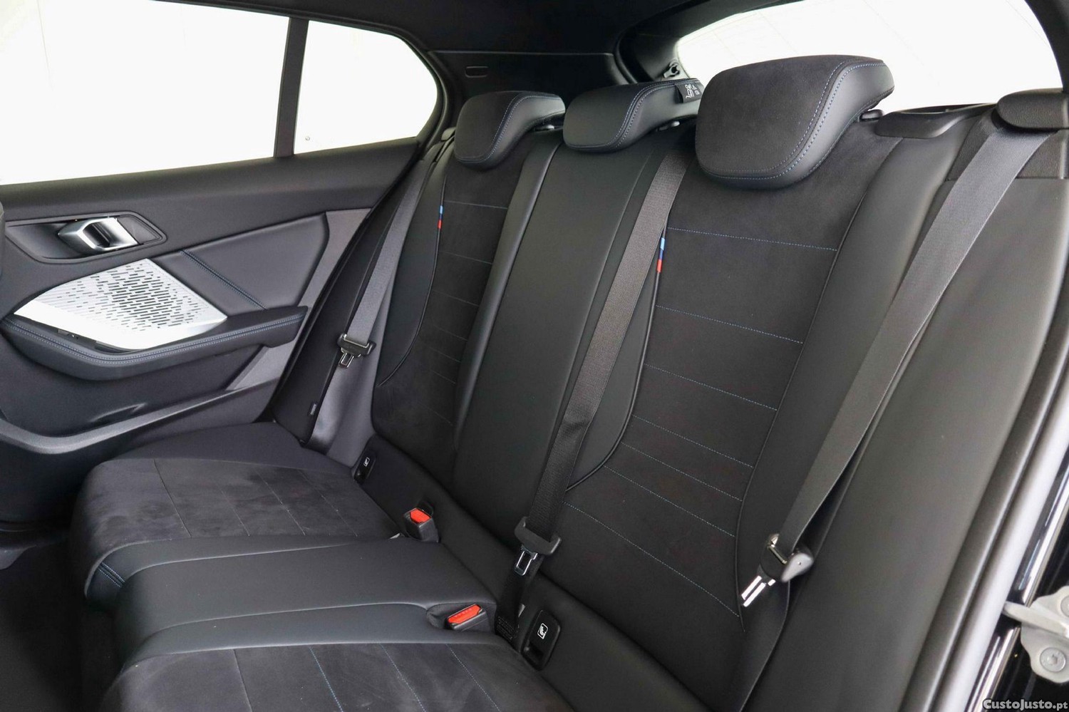 BMW 116 Pack Desportivo M — fotografia 11