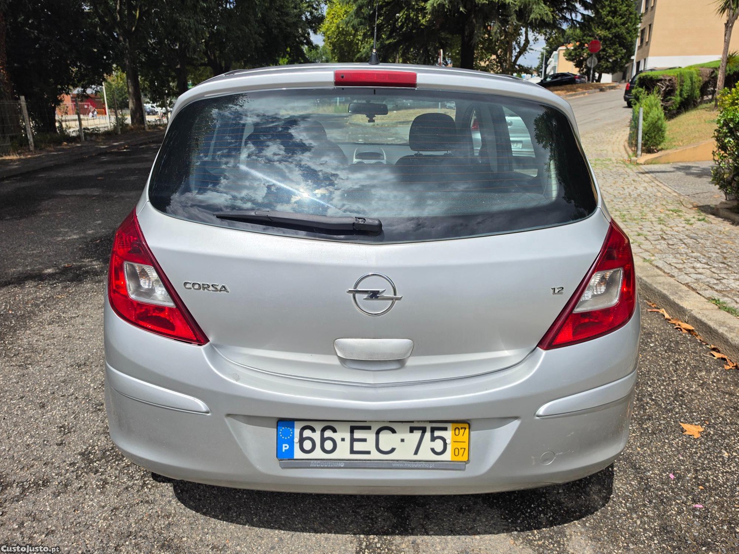 Opel Corsa 1.2 gasolina — fotografia 8