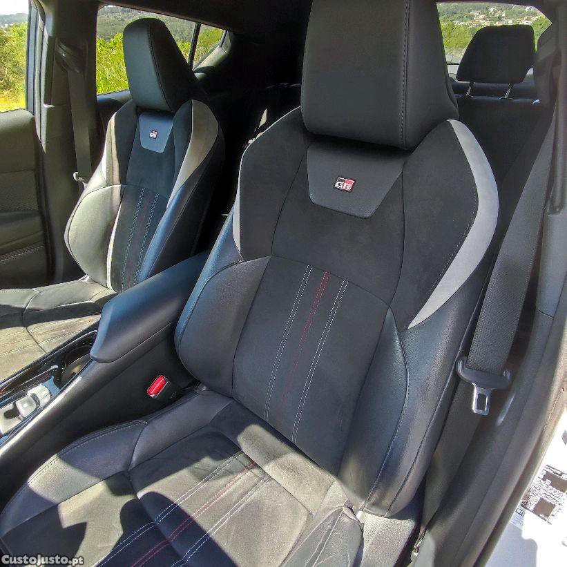 Toyota C-HR GR Sport — fotografia 2