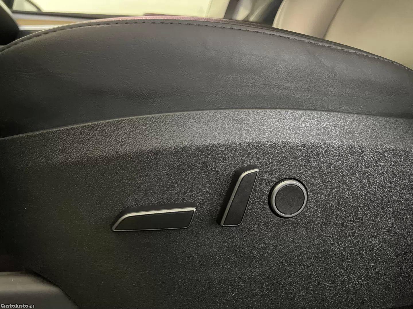 Tesla Model Y Long range tração integral — fotografia 5