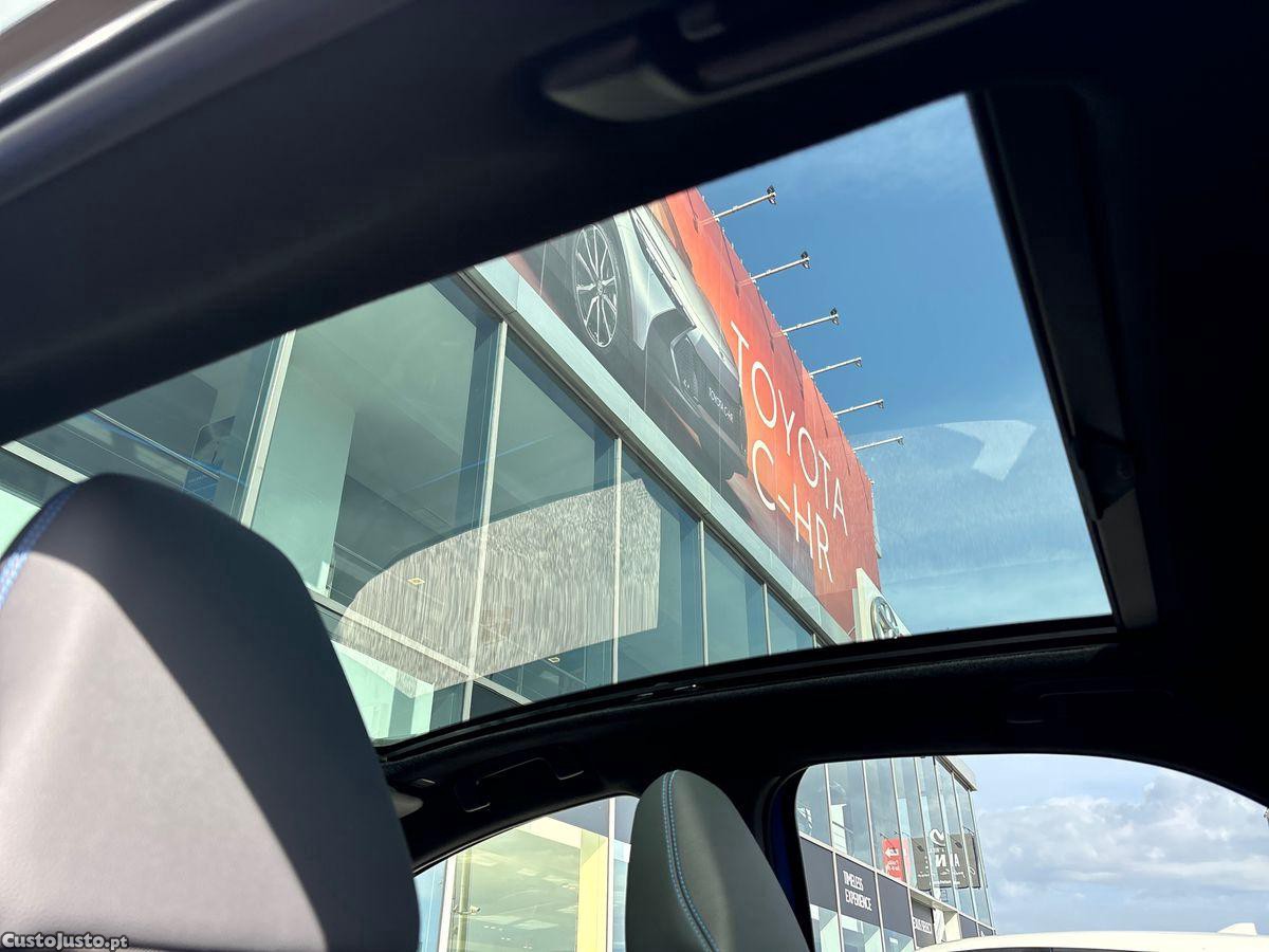 Toyota Yaris 1.5 HDF Premier Edition — fotografia 9