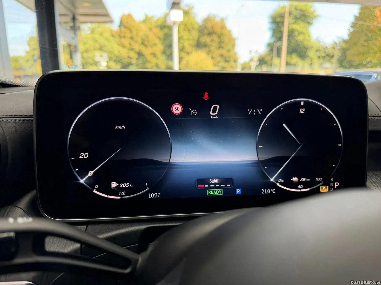 Mercedes-Benz C 300 e AMG Line — fotografia 3