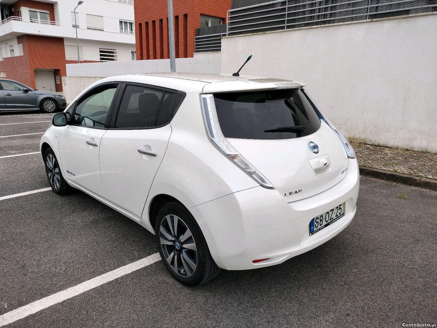 Nissan Leaf tekna sport — photo 4