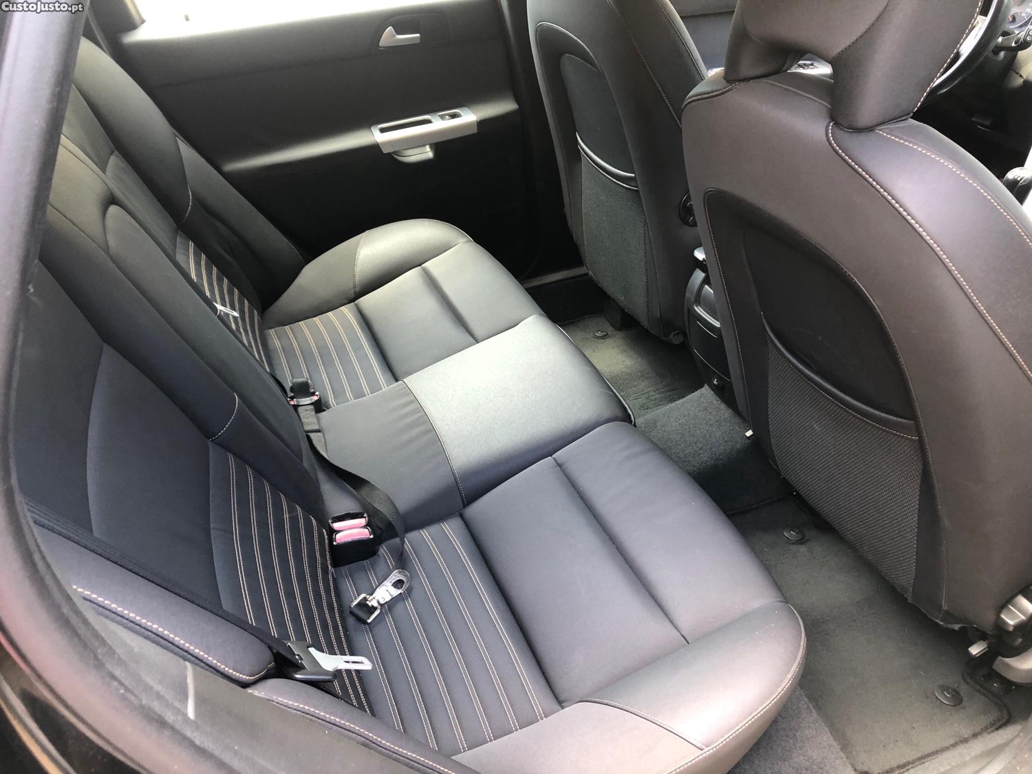 Volvo V50 1.6 D Drive — fotografia 2