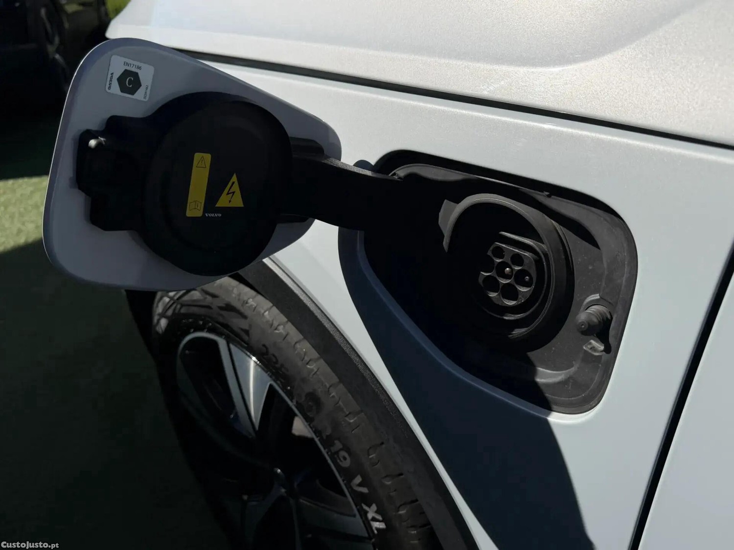 Volvo XC 40 1.5 T4 PHEV R-Design — fotografia 27