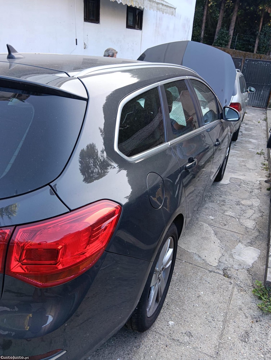 Opel Astra Sports Tourer — fotografia 5