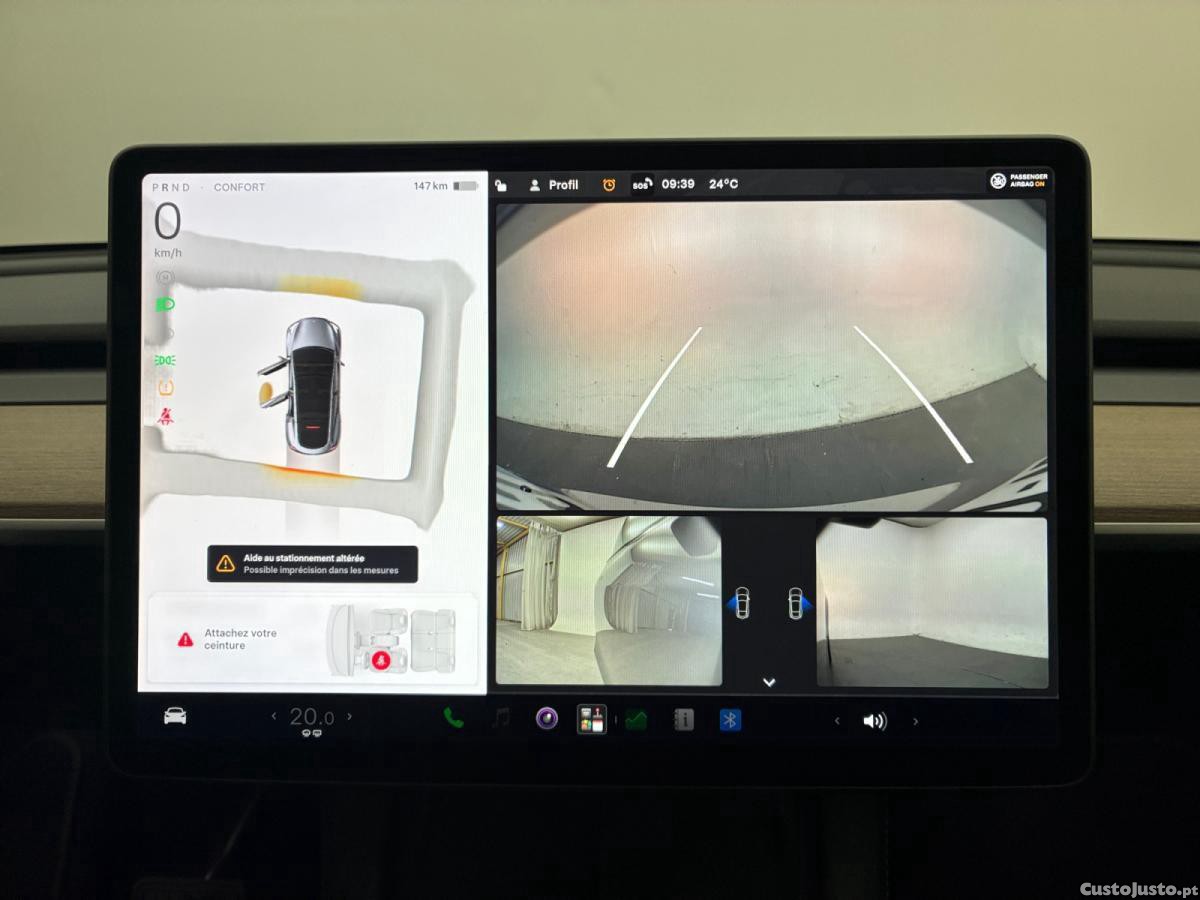 Tesla Model Y Long Range Dual Motor AWD — fotografia 5