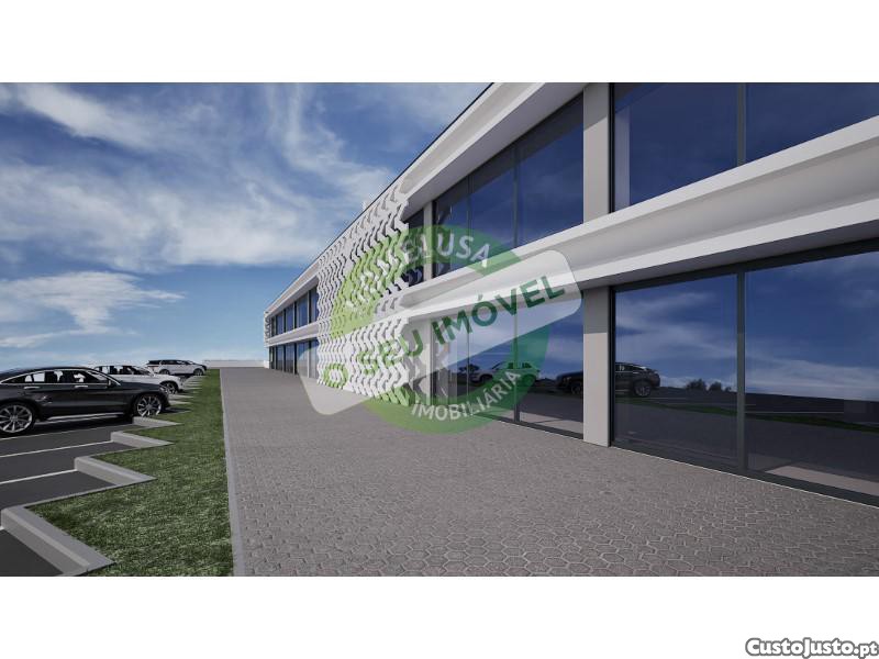 Pavilhão Para Comercio E Serviços Em Esgueira...