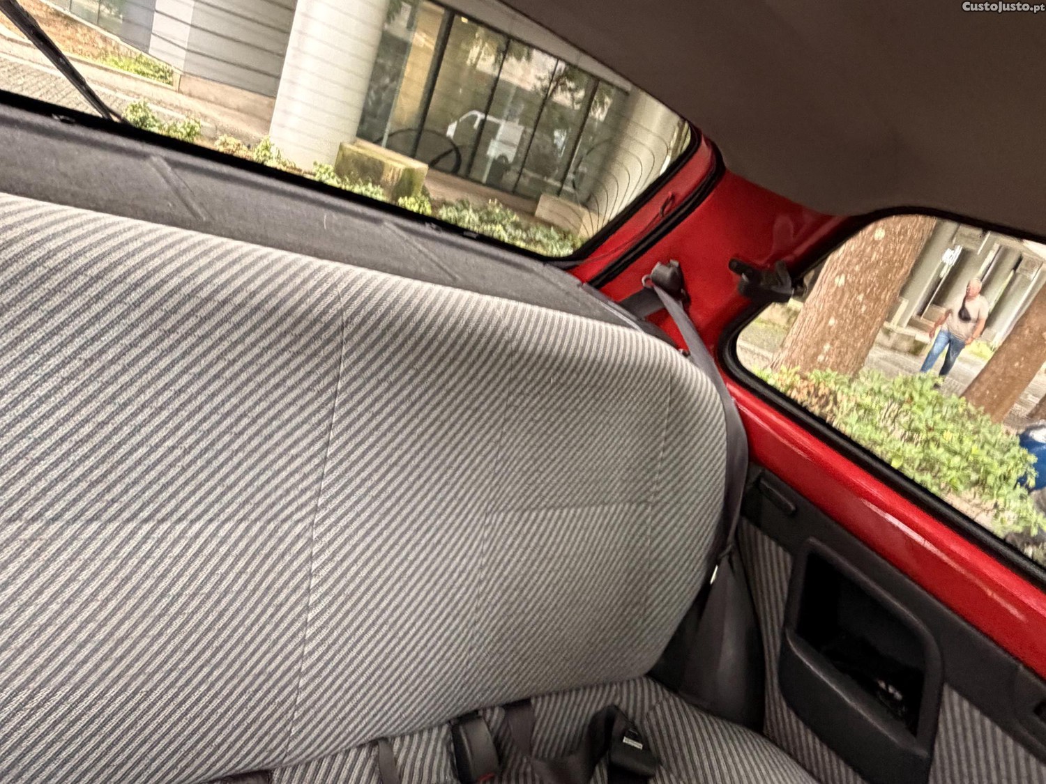 Toyota Starlet 1.5 D — fotografia 6