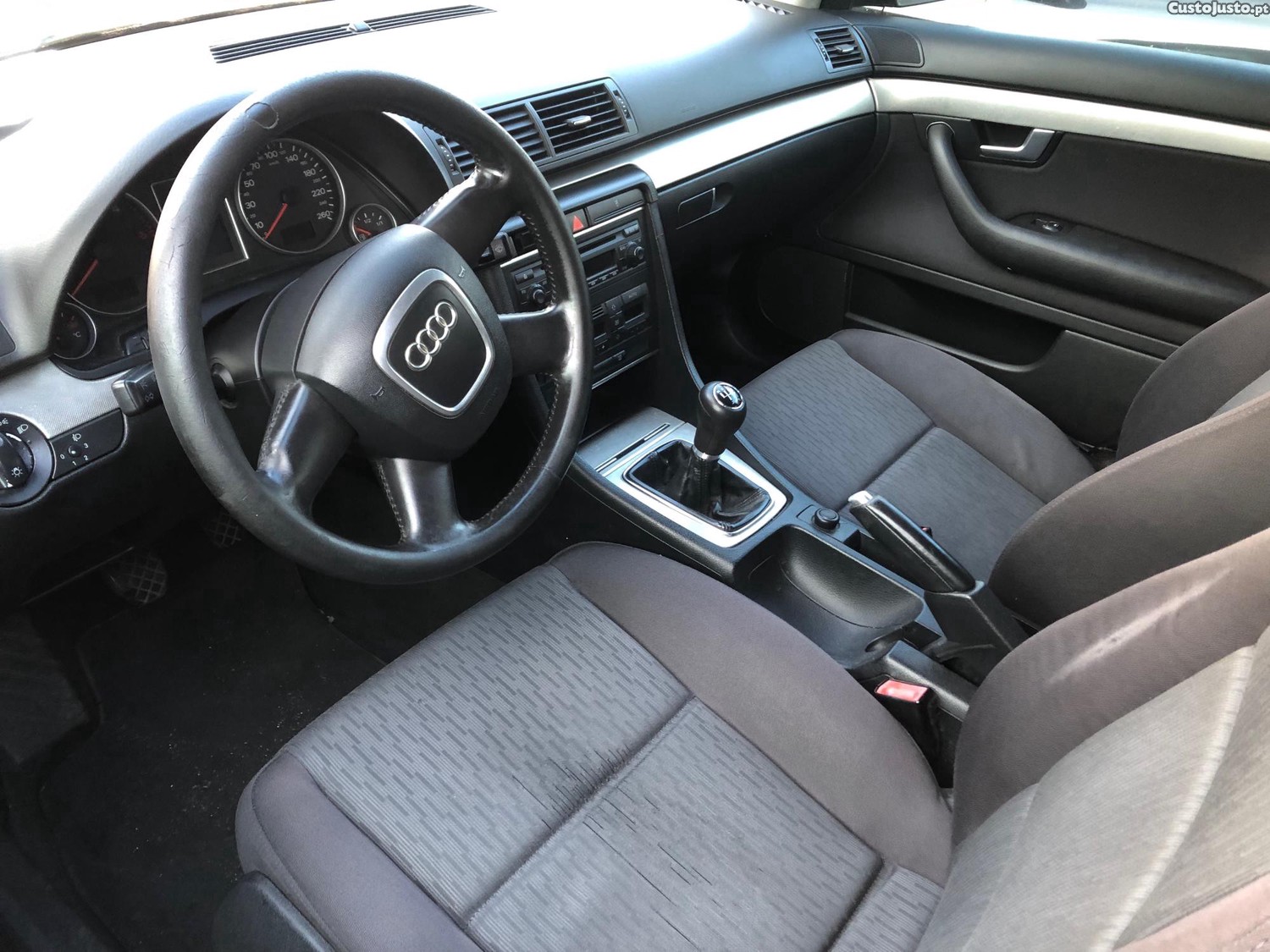 Audi A4 2.0 TDI — fotografia 5
