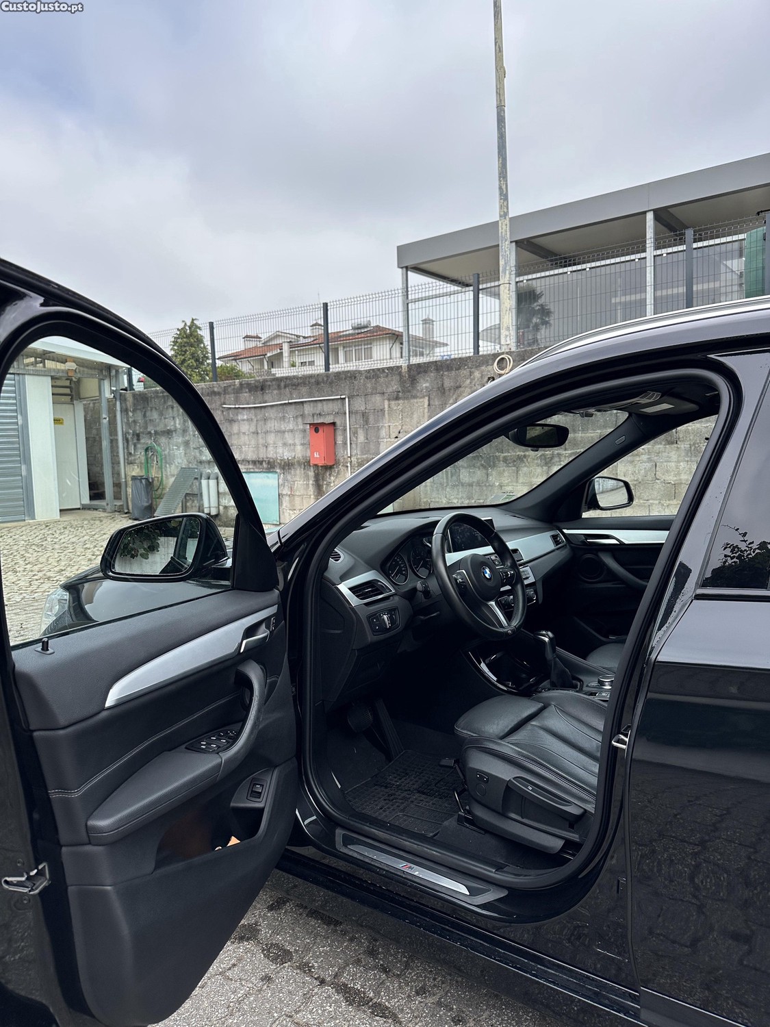 BMW X1 xDrive 18d Pack M — fotografia 3
