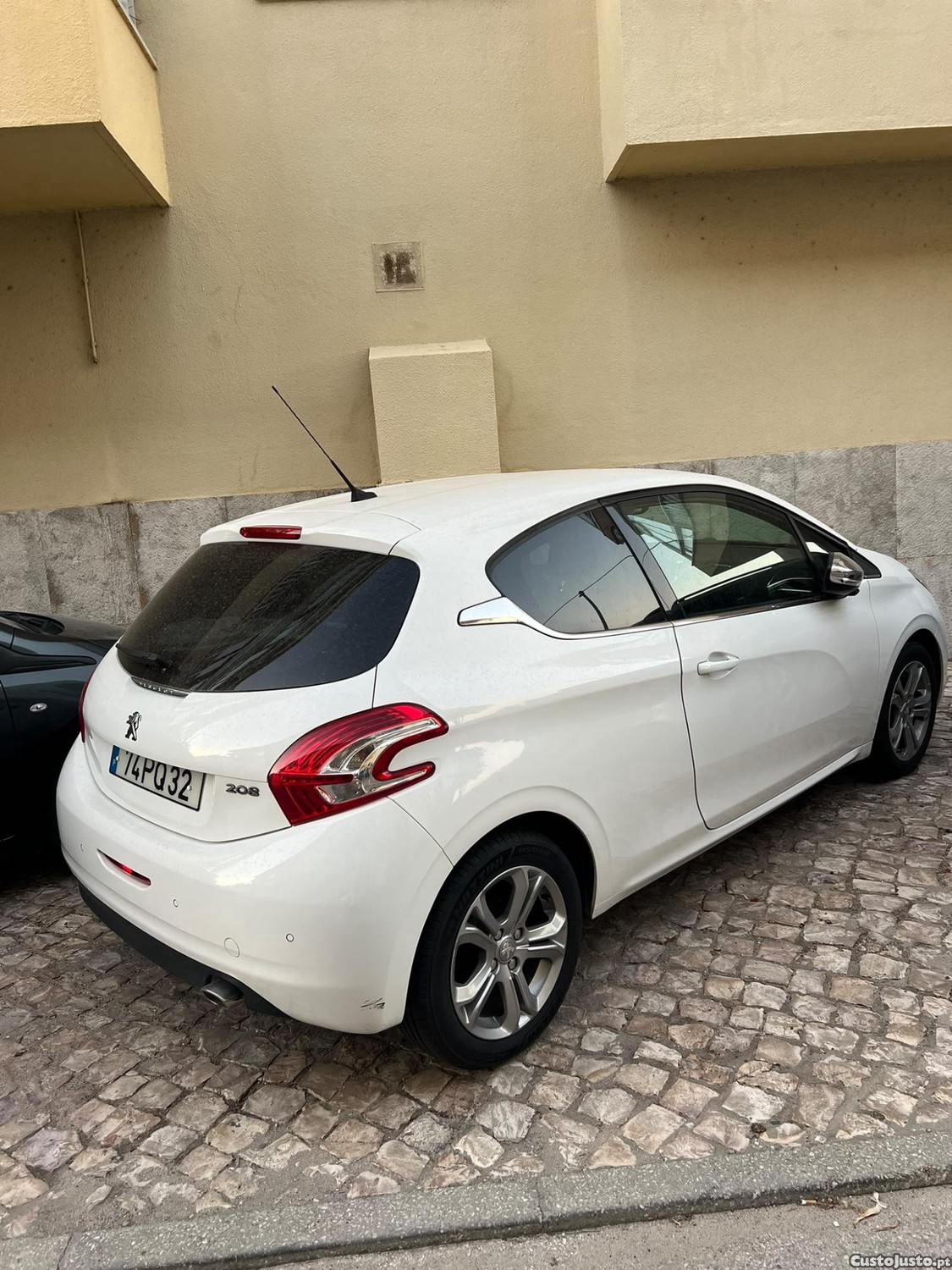 Peugeot 208 208 — photo 3