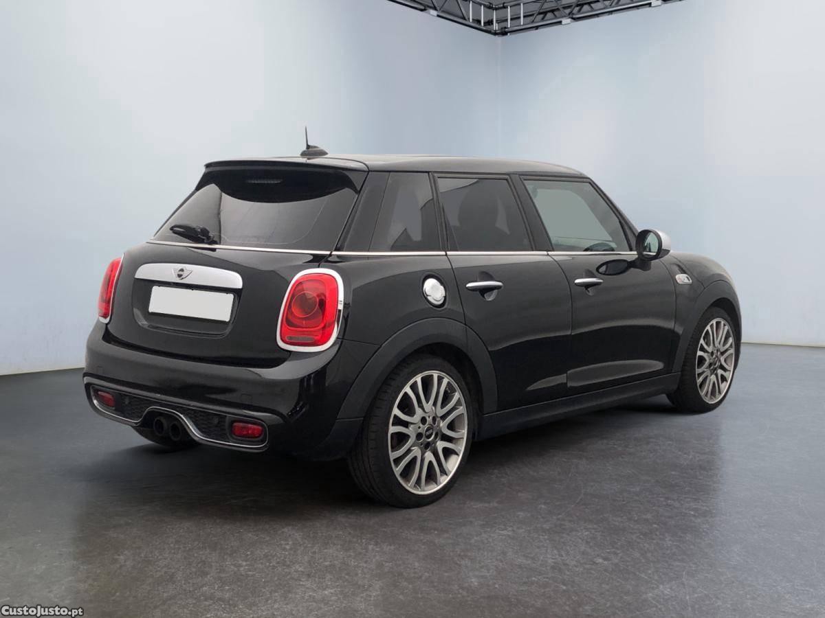 MINI Cooper S Finition Red Hot Chili — fotografia 8