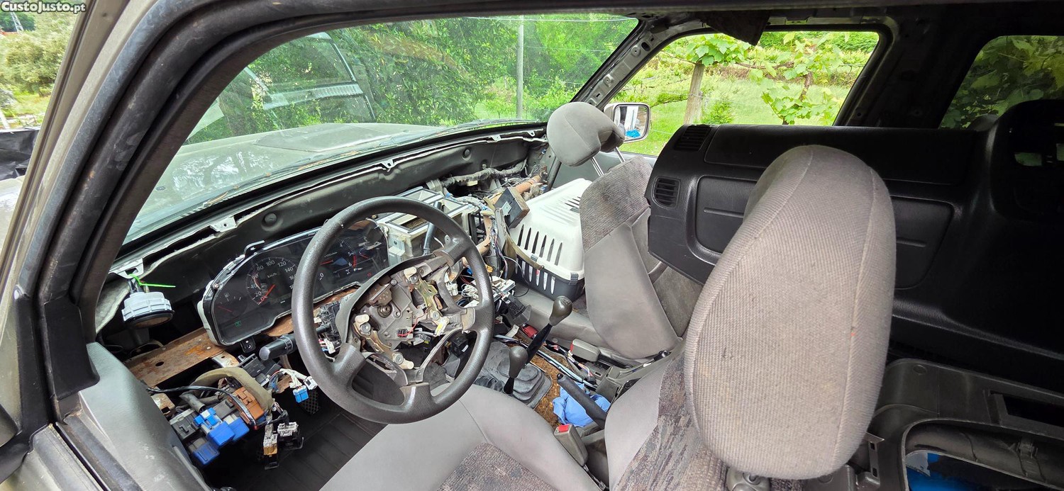 Nissan Patrol GR 2.8TD — fotografia 2