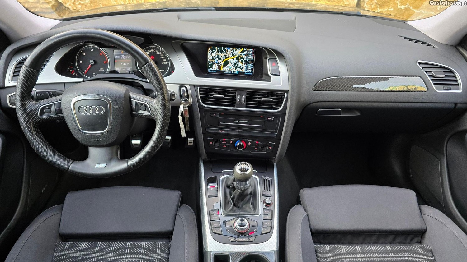Audi A4 Avant 2.0 TDi Exclusive — fotografia 20