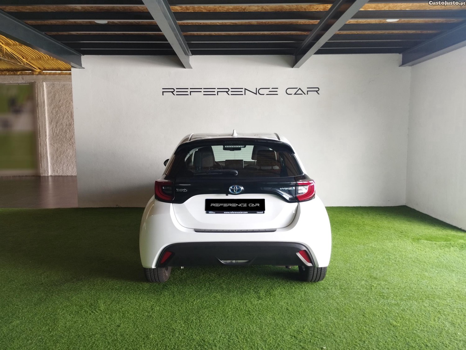 Toyota Yaris 1.5 HDF Comfort Plus — fotografia 9