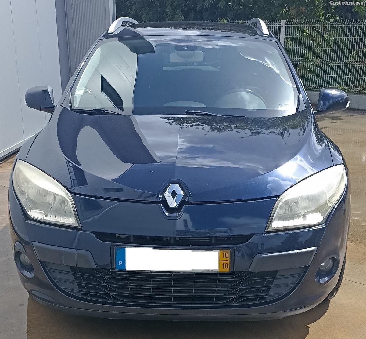 Renault Mégane 1.5 DCI Break — fotografia 10