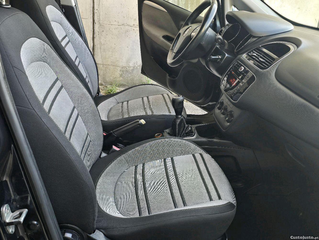 Fiat Grande Punto evo — fotografia 5