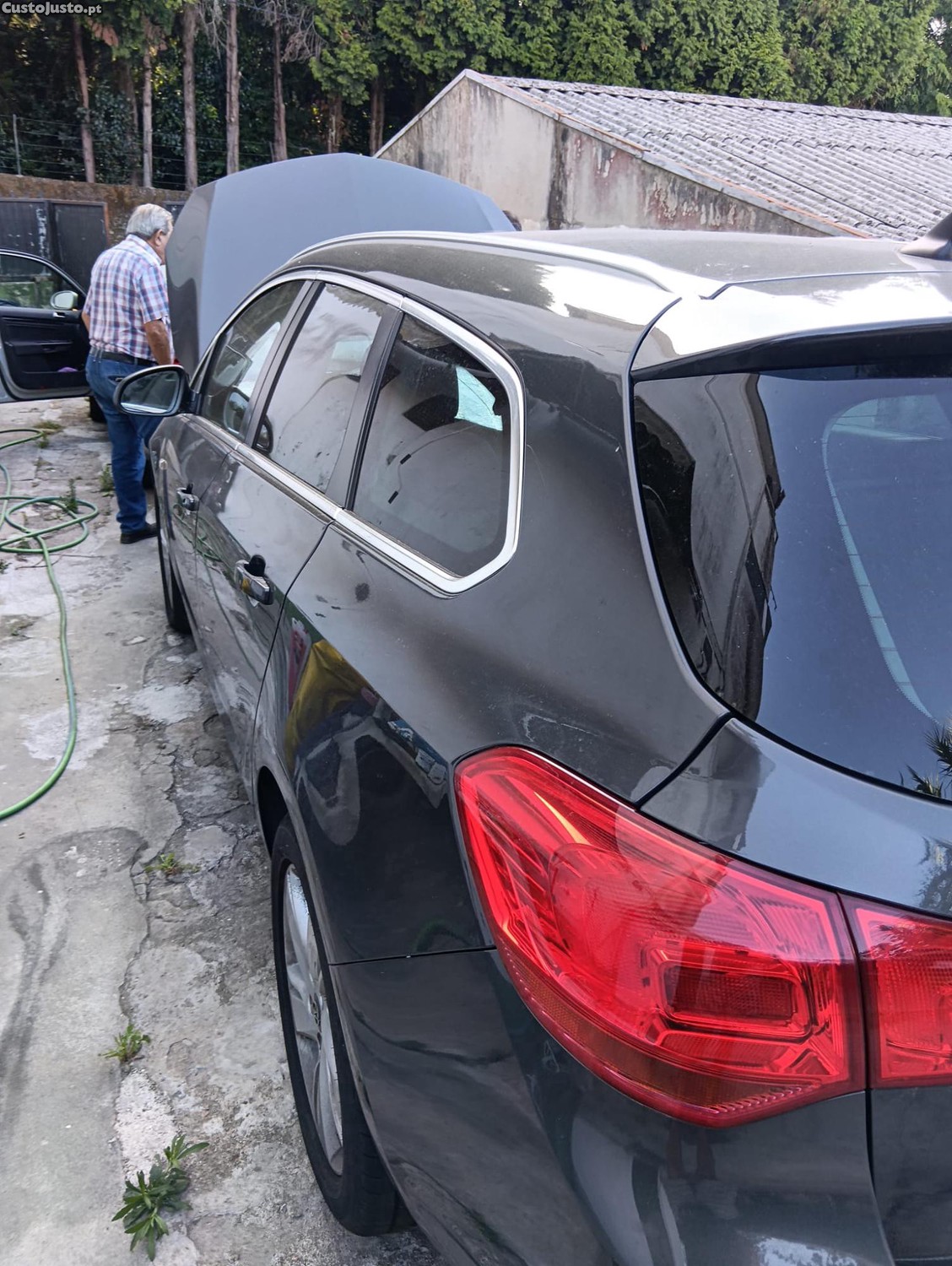 Opel Astra Sports Tourer — fotografia 4