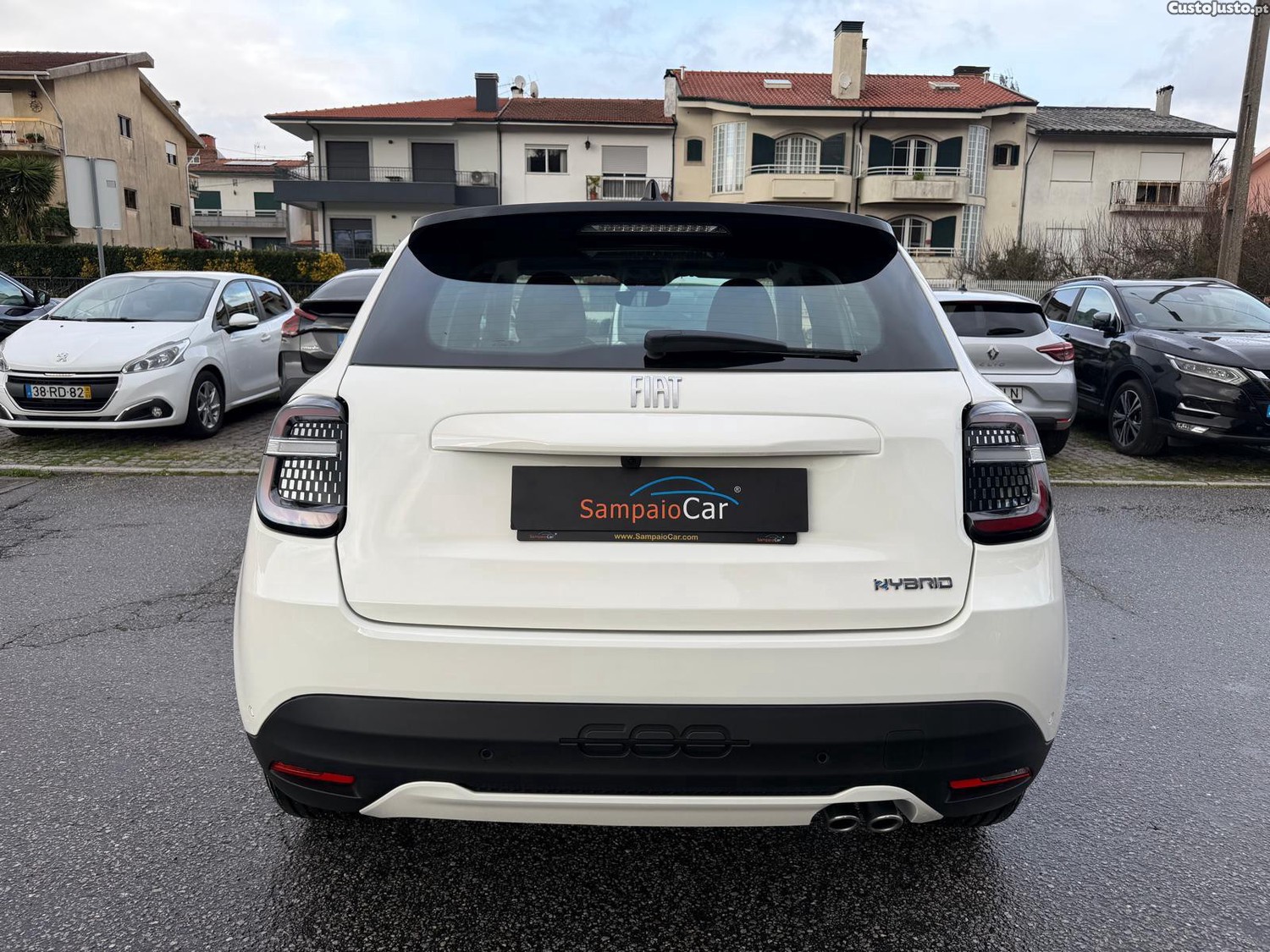 Fiat 600 1.2 Hybrid Icon — fotografia 15