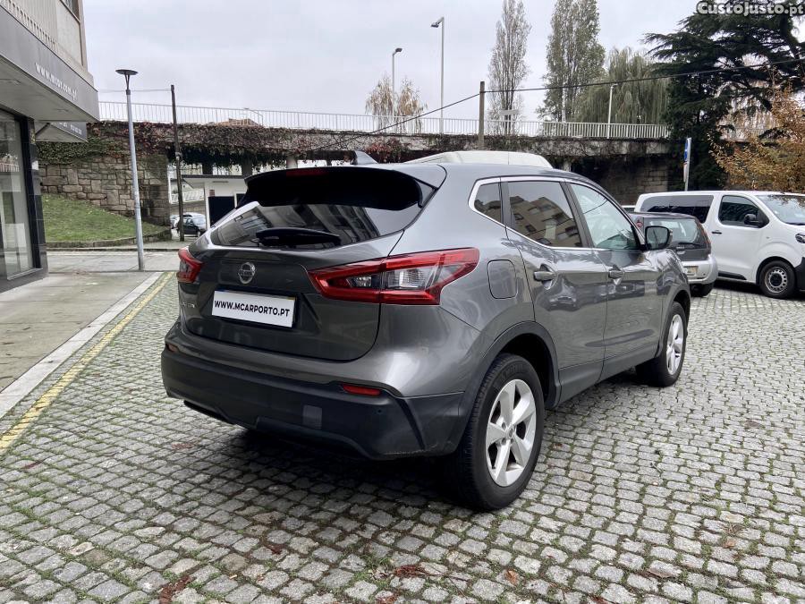Nissan Qashqai 1.5 dCi N-Connecta — fotografia 13