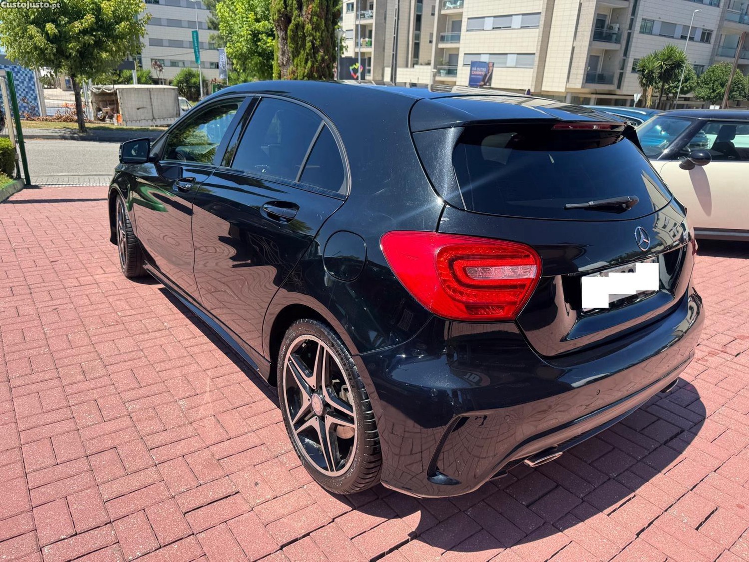 Mercedes-Benz A 220 CDi BlueEfficiency Aut. - 13 foto 4
