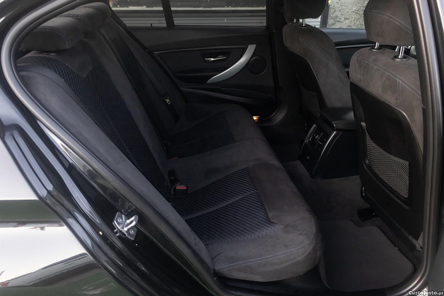 BMW 320 d Auto Pack M — fotografia 3