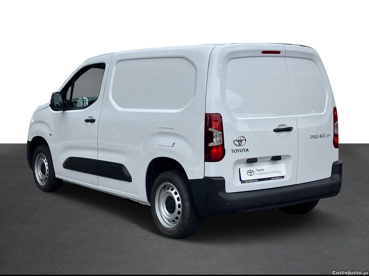 Toyota Proace City 1.5D L1 Exclusive — fotografia 11