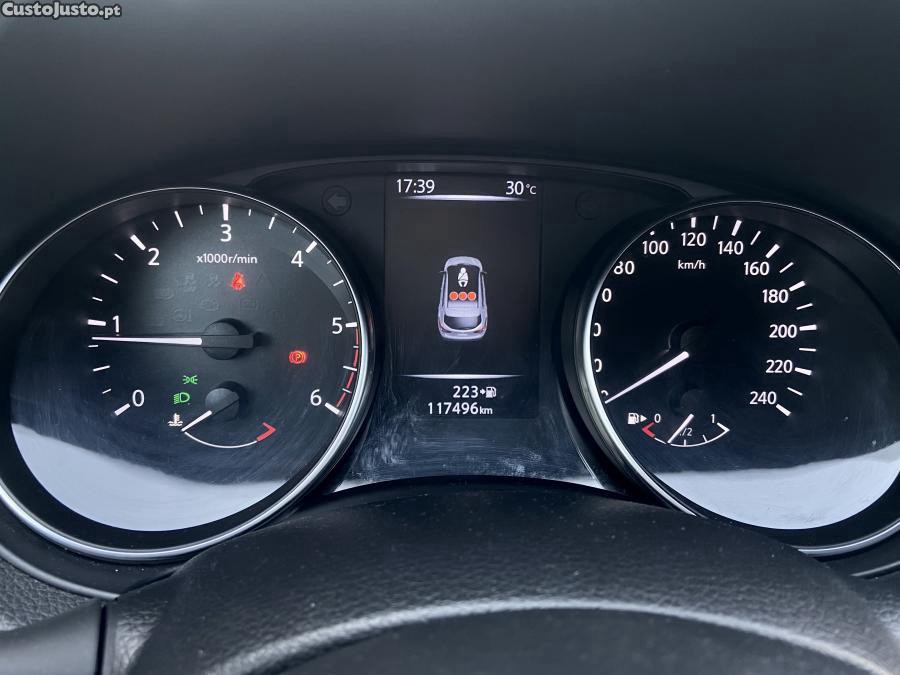Nissan Qashqai 1.5 dCi N-Connecta — fotografia 6