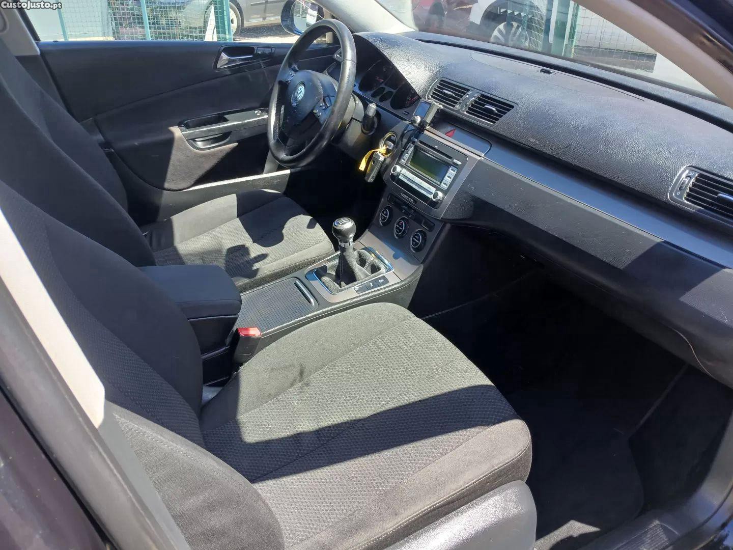 Volkswagen Passat 2.0 tdi trendline — fotografia 5