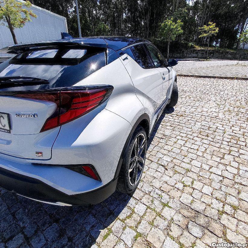 Toyota C-HR GR Sport — fotografia 9