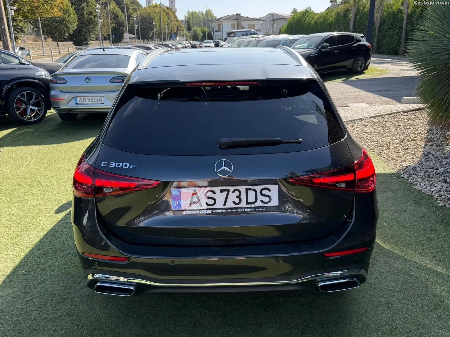 Mercedes-Benz C 300 e AMG Line — fotografia 21