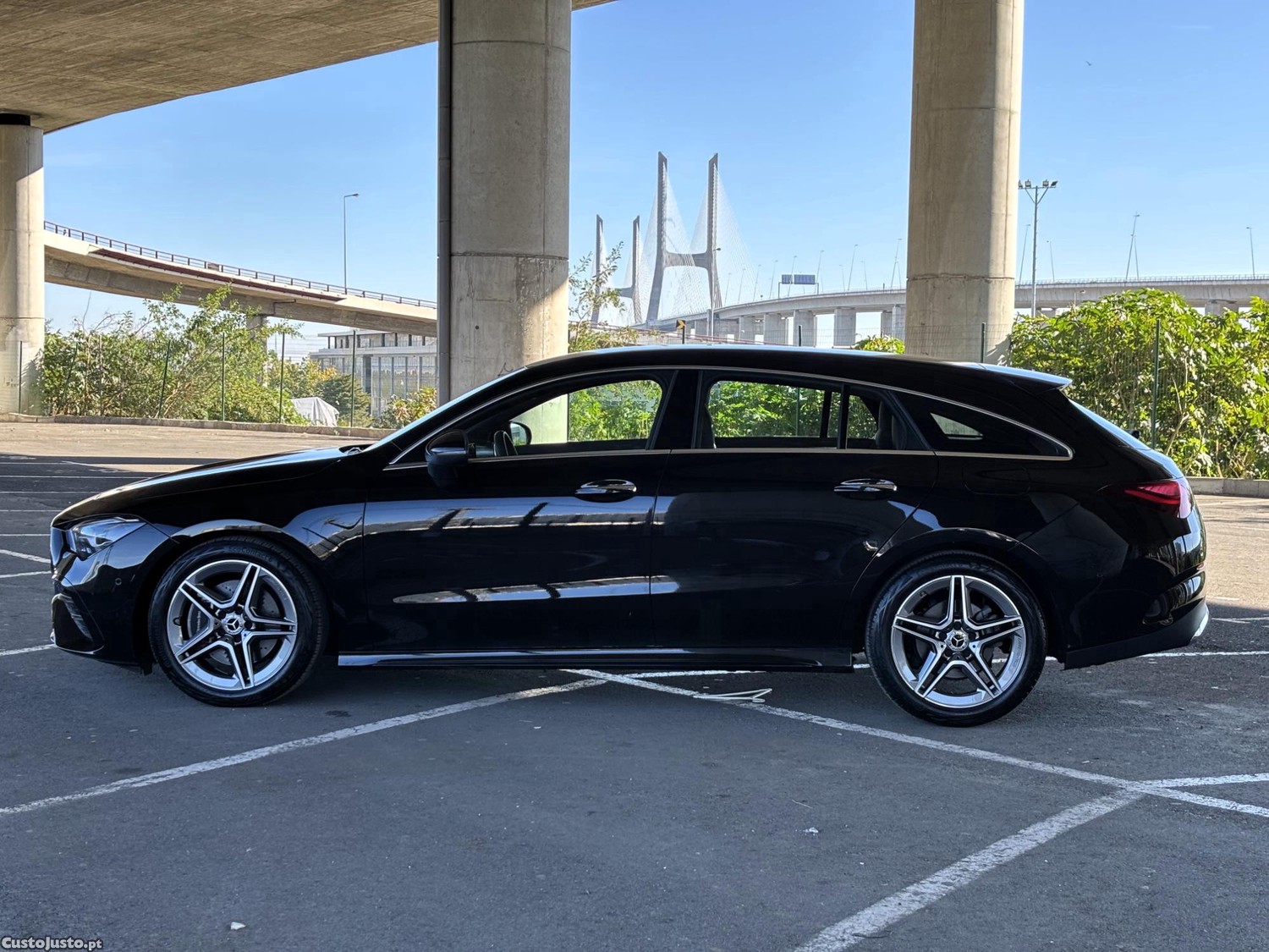 Mercedes-Benz CLA 220 d AMG Line Premium 2023 | 8G-Tronic | 190 CV | 9.000 Km | Garantia Mercedes | Full Extras — fotografia 7