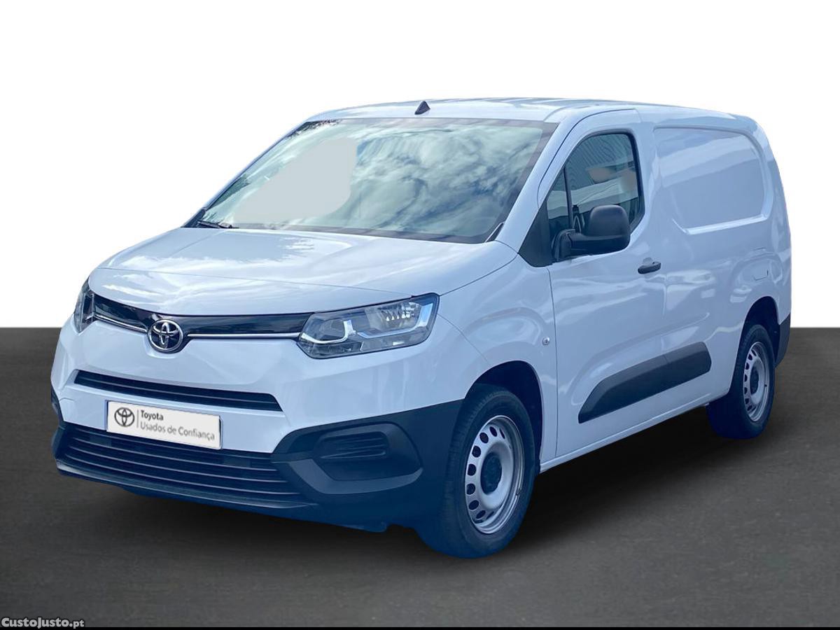 Toyota Proace City 1.5D L2 Comfort — fotografia 15