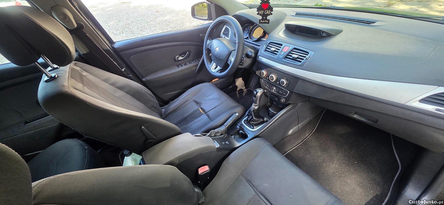 Renault Mégane 1.5 dci dynamic — fotografia 9