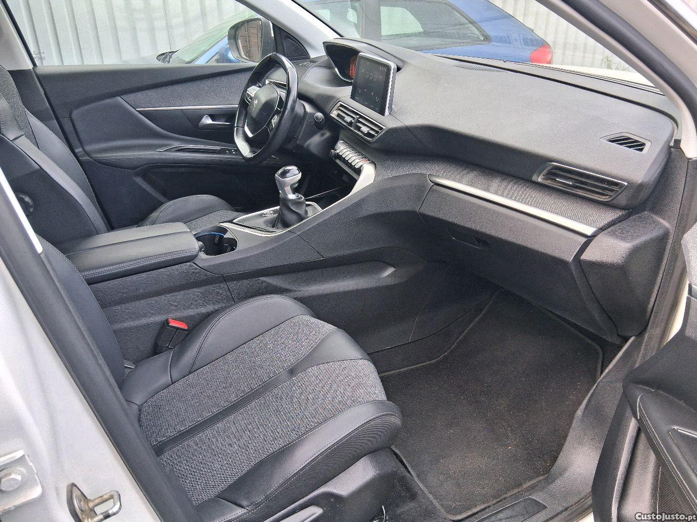 Peugeot 3008 allure — fotografia 3