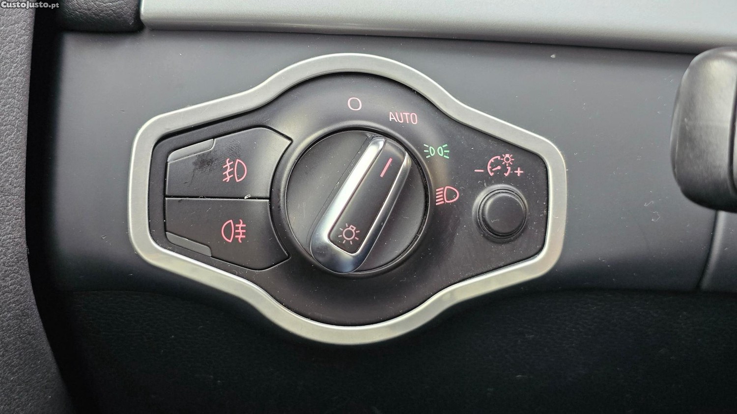 Audi A4 Avant 2.0 TDi Exclusive — fotografia 19