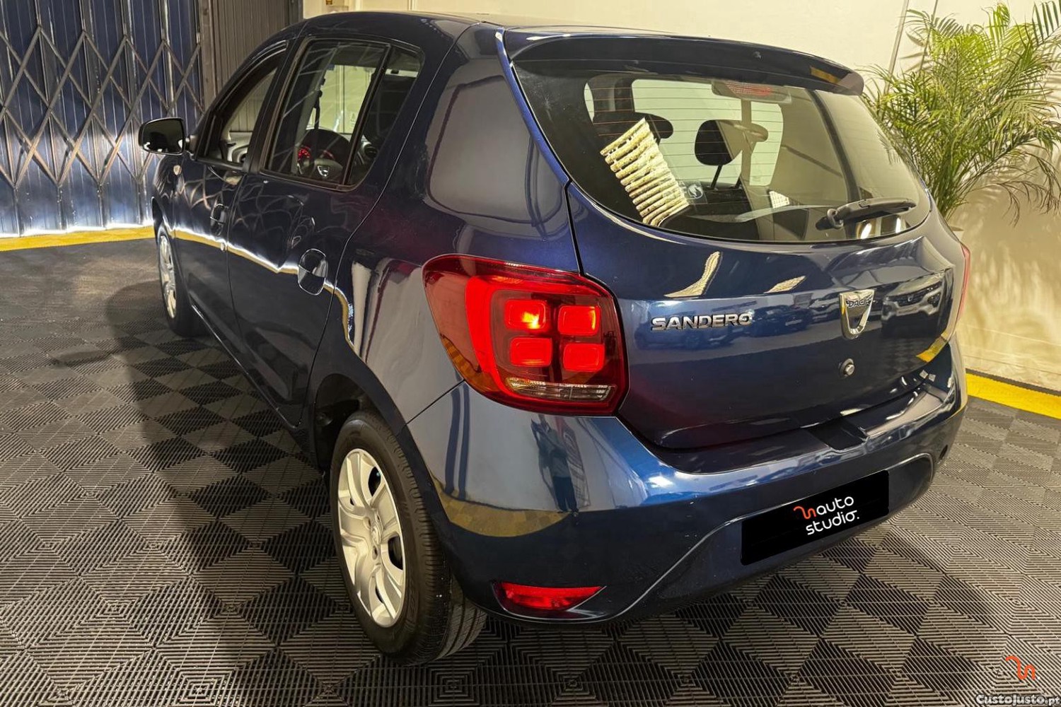 Dacia Sandero 1.0 Sce Essential — fotografia 9