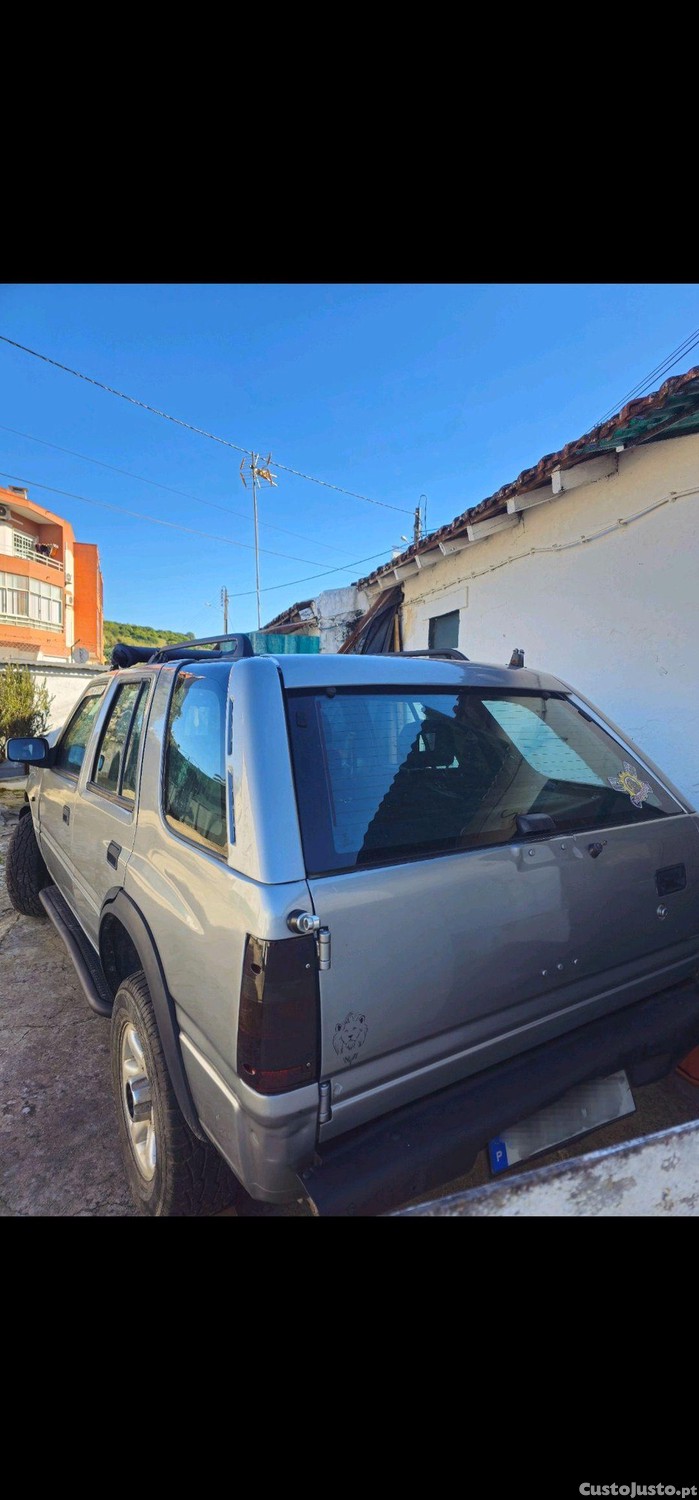 Opel Frontera 2.8 — fotografia 3