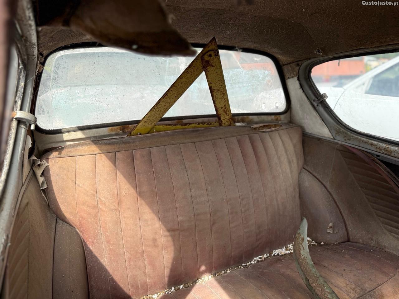 Ford Anglia 1962 — fotografia 4