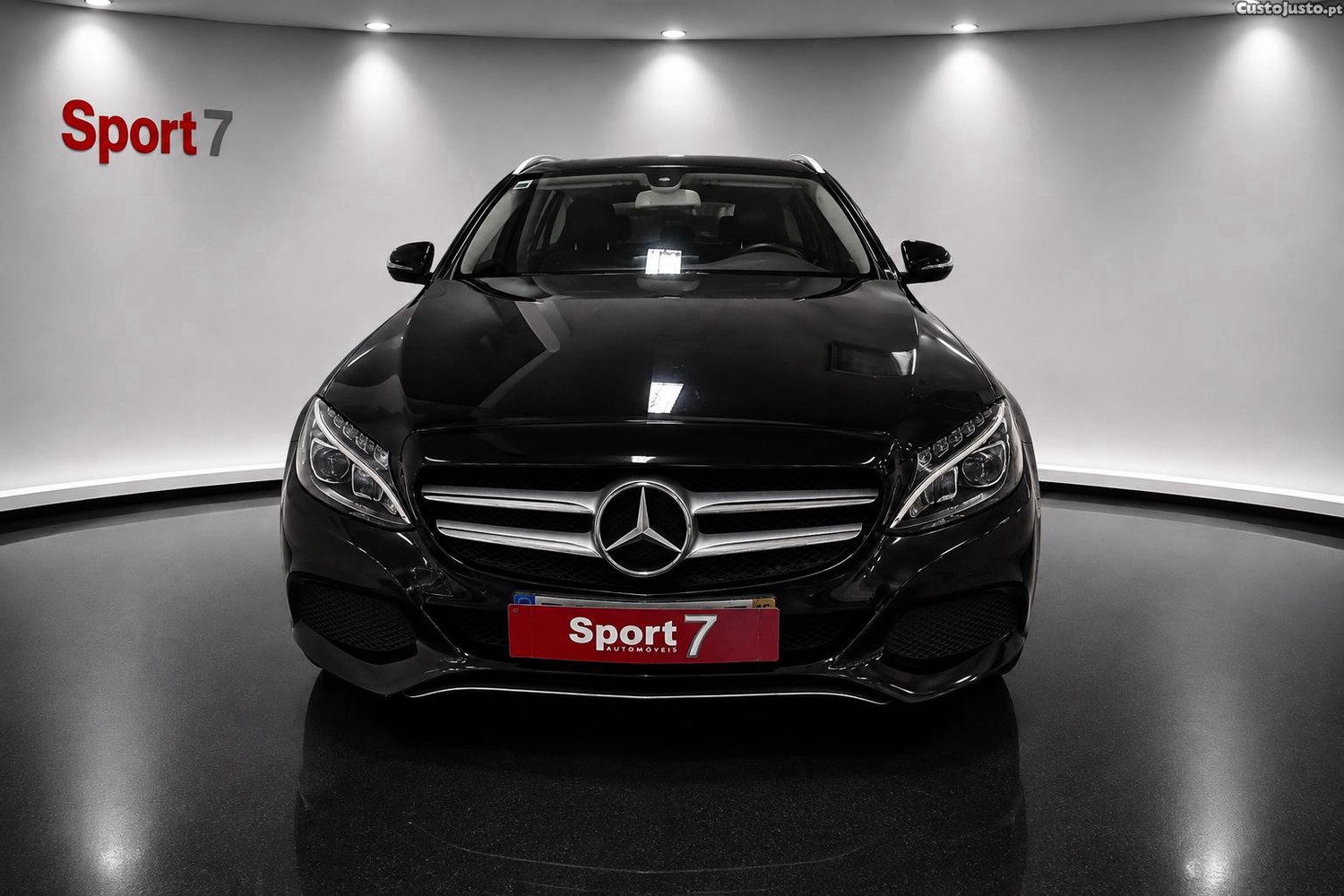 Mercedes-Benz C 220 d BlueTEC Avantgarde Automática (Carrinha) — fotografia 8